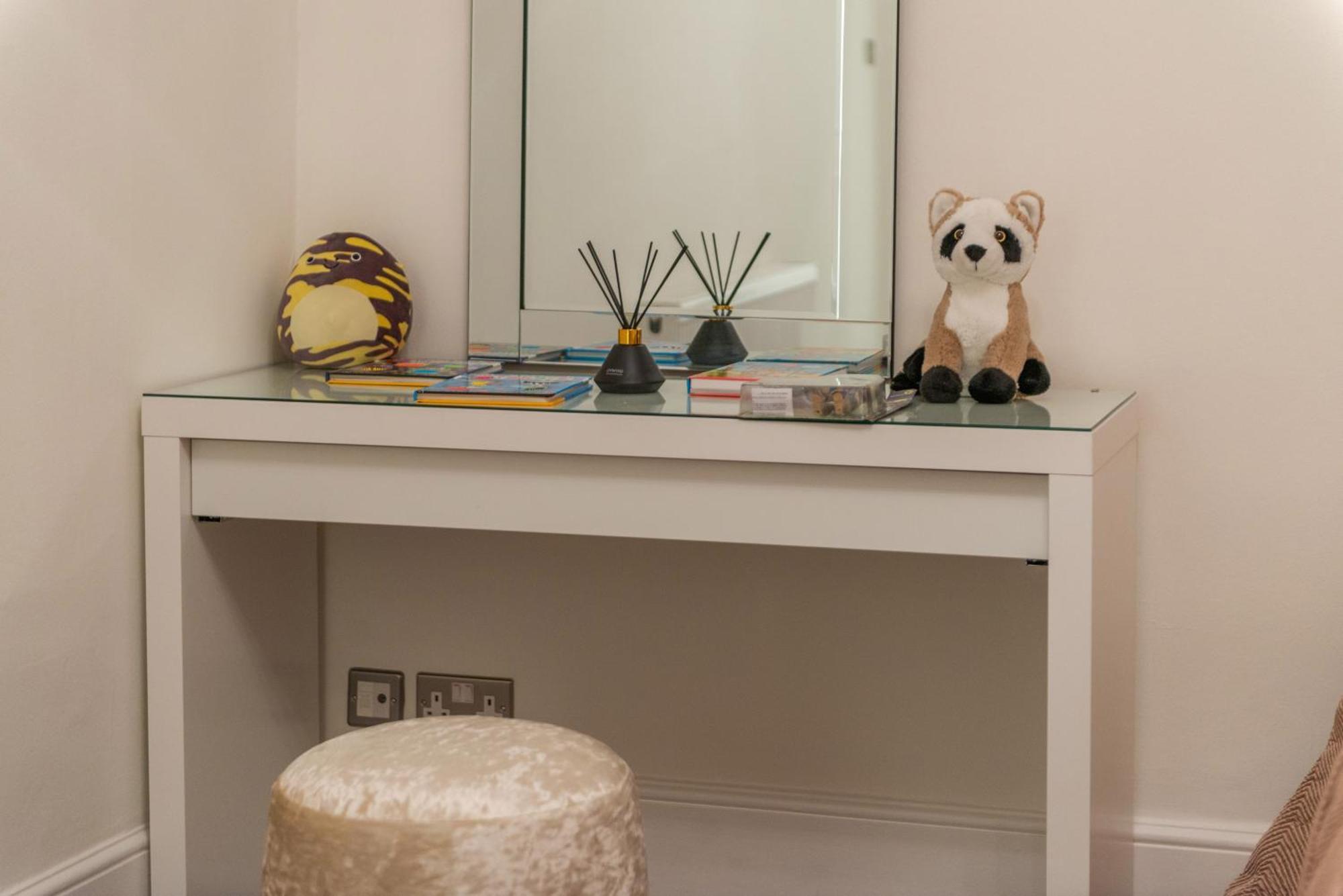5H Modern Elegance 1-Bedroom City Living In 런던 외부 사진